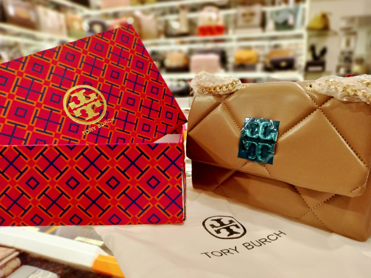 tory burch kira chevron convertible shoulder bag