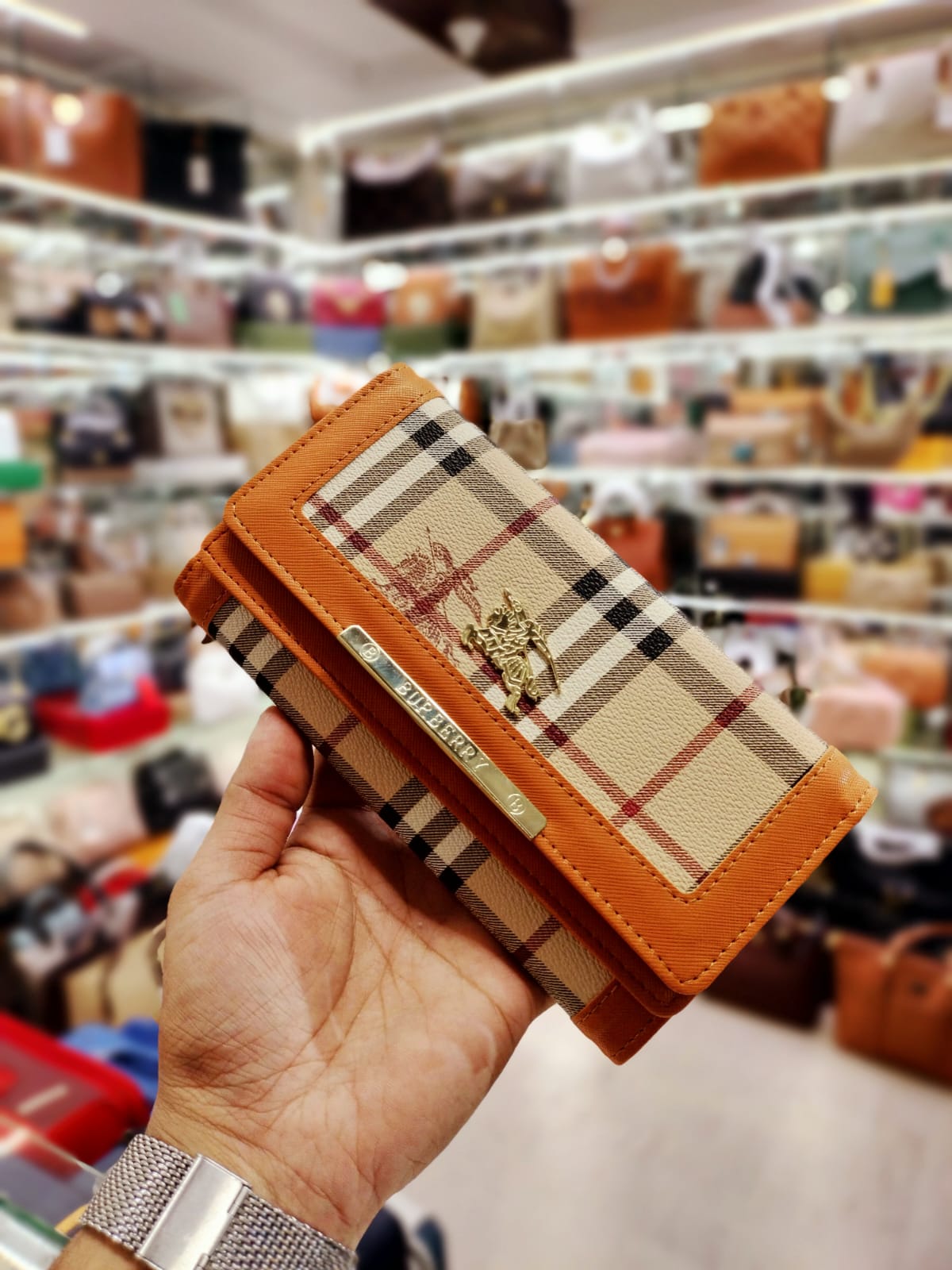 burberry wallet magnet flip clouser