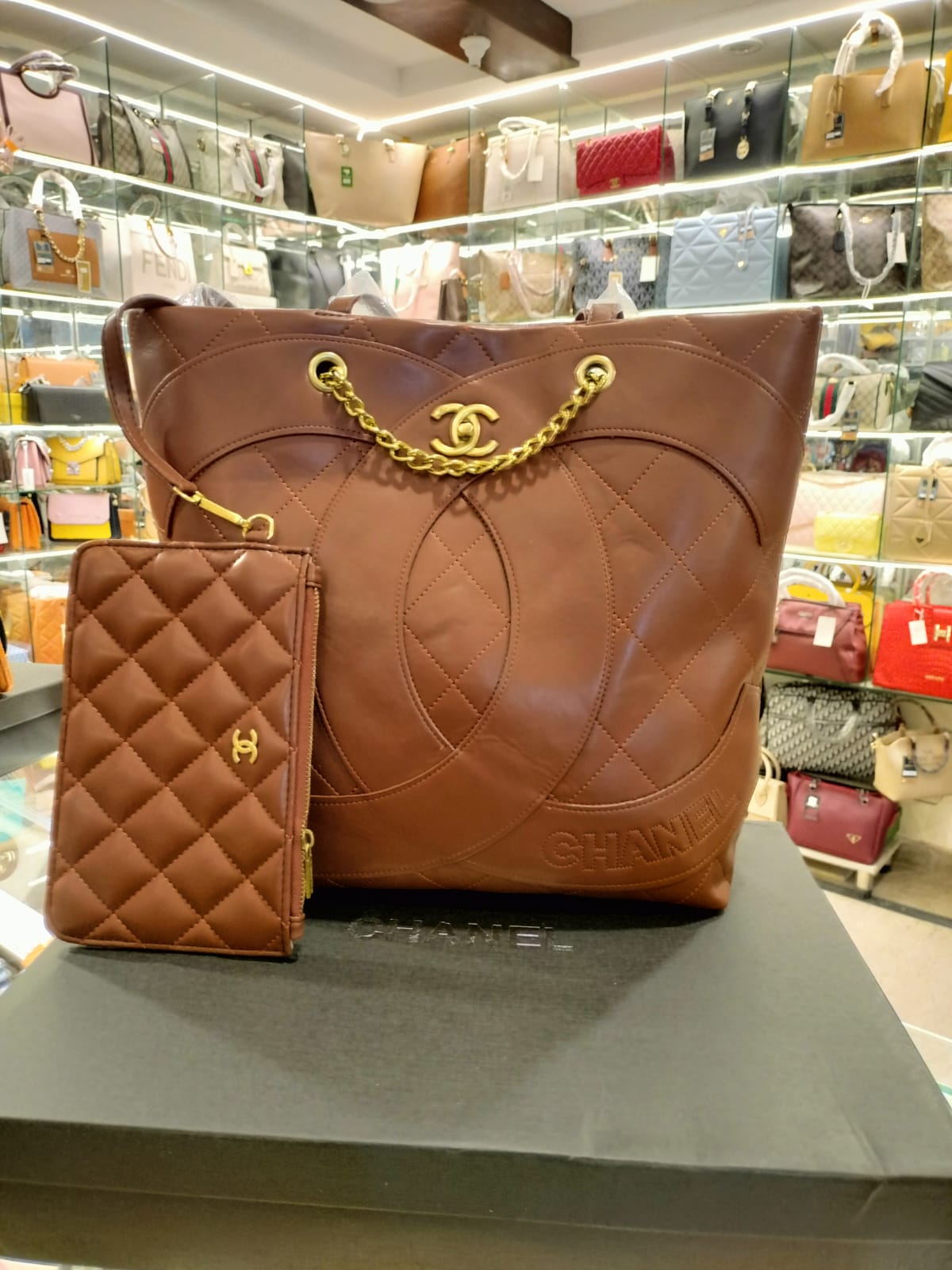 chanel tote bag