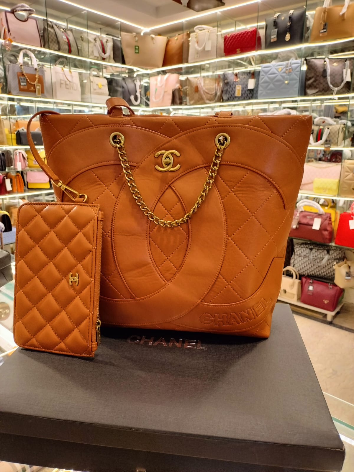 chanel tote bag