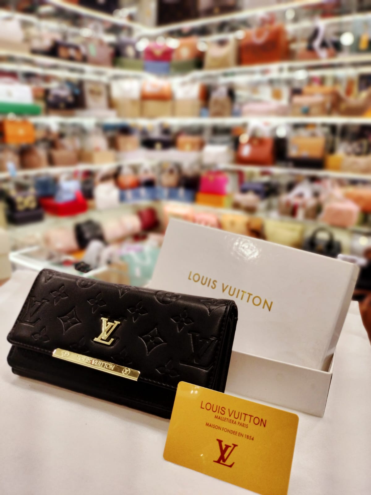 louis vuitton wallet black