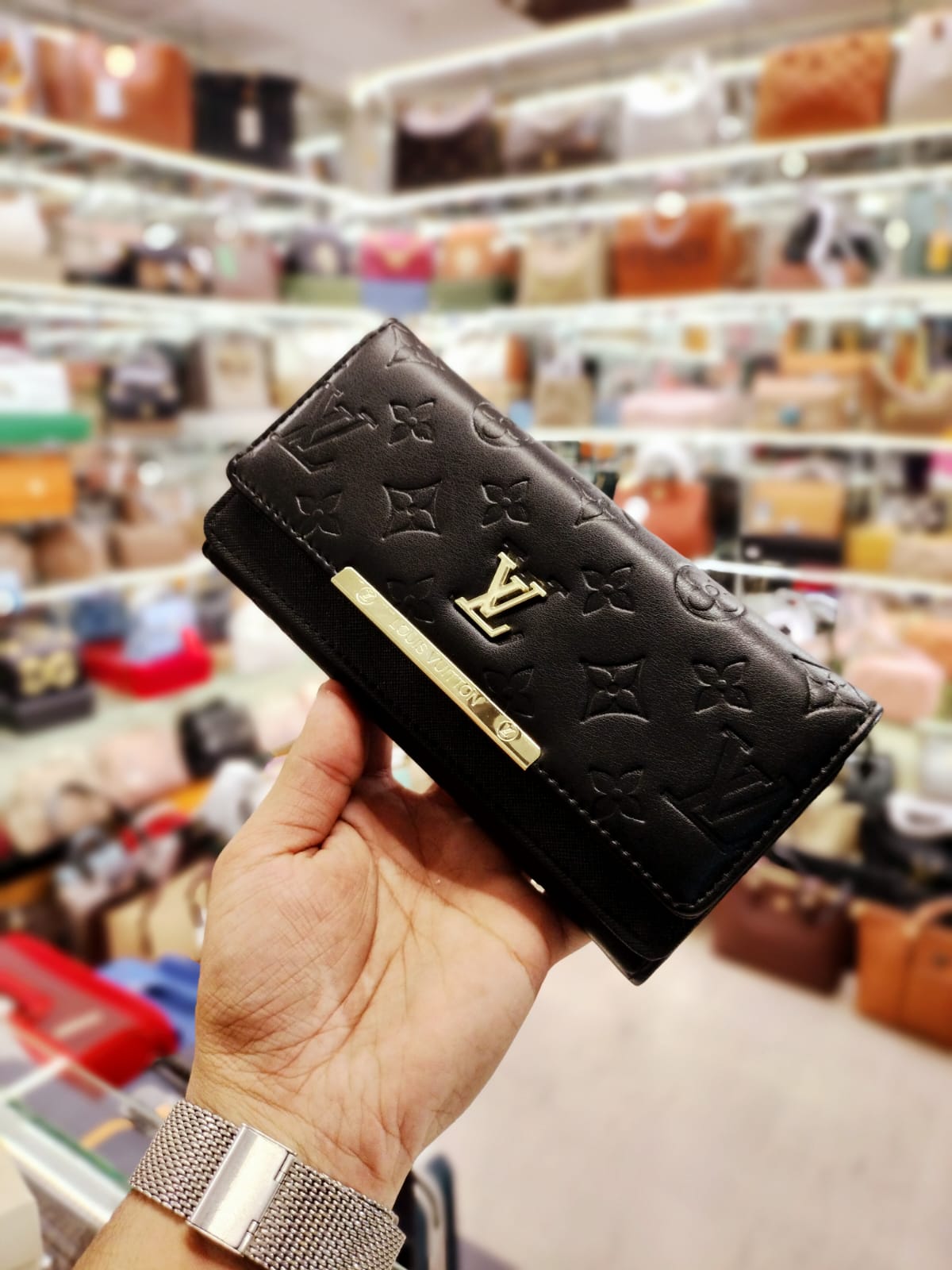 louis vuitton wallet black