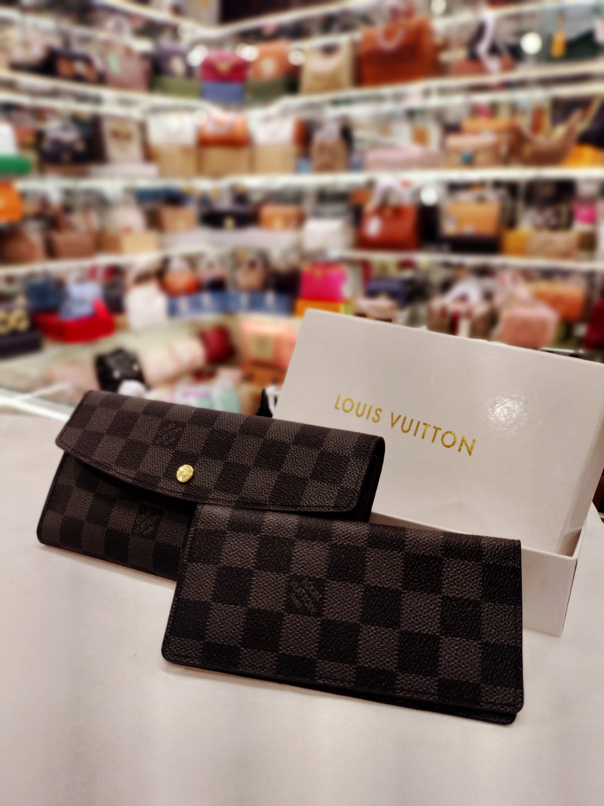 louis vuitton wallet brown & black check design